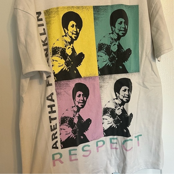 Aretha Franklin Graphic T-Shirt Girls Size 10/12 - Picture 3 of 5